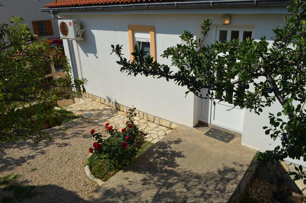 Apartments Krusvina ルン エクステリア 写真