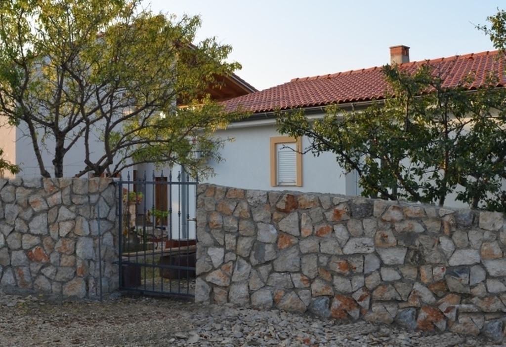 Apartments Krusvina ルン エクステリア 写真