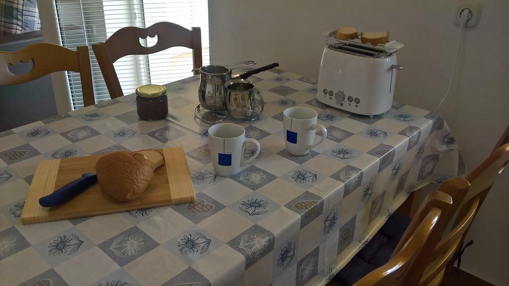 Apartments Krusvina ルン エクステリア 写真