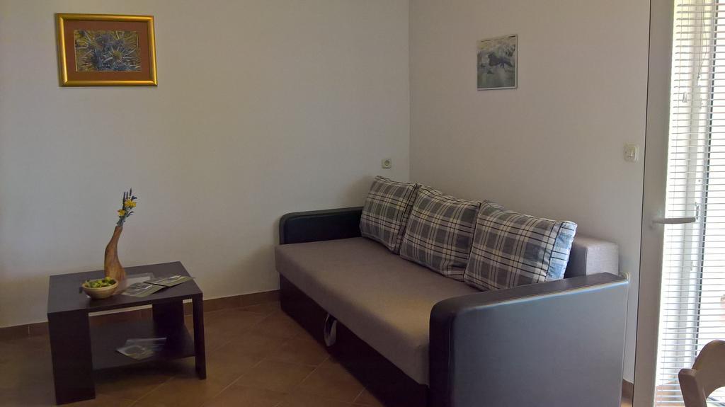 Apartments Krusvina ルン エクステリア 写真