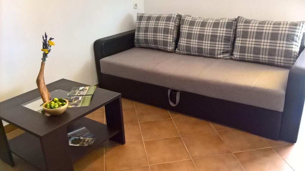 Apartments Krusvina ルン エクステリア 写真